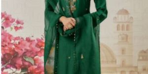 Riwayat Emerald Green Heavy Long Kurta Set