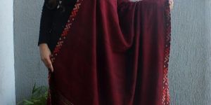 Maroon Handloom Pure Wool Woven Border Kullu Shawl