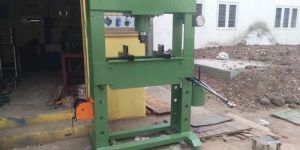 Manual Hydraulic Press Machine