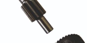2-20 Small Gear Plus Teeth Shaft