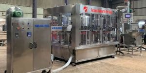 PET Bottle Filling Rinsing and Capping Machine
