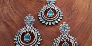 Earrings Maang Tikka Set