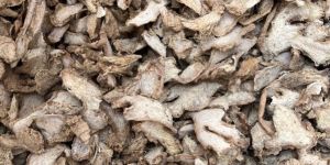Dried Ginger Flakes