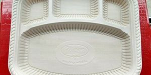 Windsor 4 CP Square Compartment Cornstarch Plate