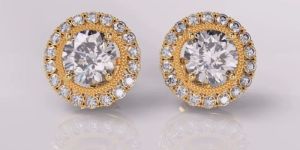 18Kt Gold Lab Grown Diamond Stud Earrings