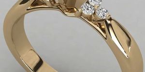 Ladies 18kt Luxury Gold Diamond Ring