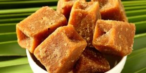 Natural Sugarcane Jaggery Cubes