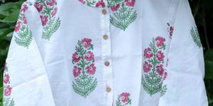 Stitched Ladies Printed Cotton Crop Top