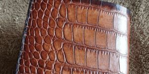 Mens Brown Bi Fold Leather Wallet