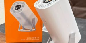 S40 White Full HD Portable Projector