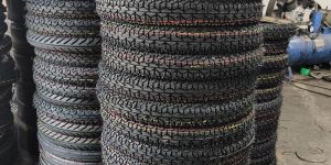 Ngp Back Pattern Rubber Tyre