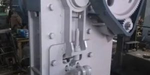 BILLET CUTTING MACHINE