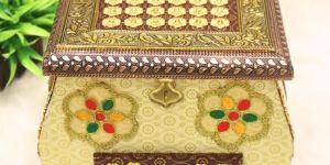 handicraft dry fruits box