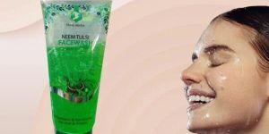 S.p Pure Herbs Neem Tulsi Face Wash 100 G.