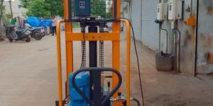 Electric Pallet Stackers