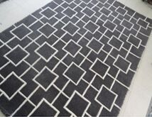 Hand Tufted Woolen Rugs