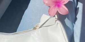 Pink Flower Hawaiian Clip