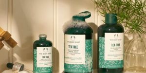The Body Shop Tea Tree Skin Clearing Facial Wash - 250ML