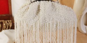 White Pearl Tassel Hand Bag