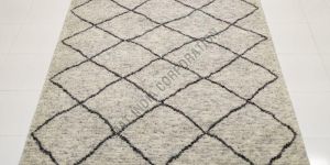 Hand Knotted Wool Rug