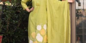 Gorgeous Peach Embroidered Hakoba Pompom Lace Dupatta Kurta Set