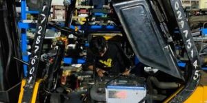 Forklift Maintenance