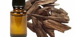 Pure Agarwood Essential Oil