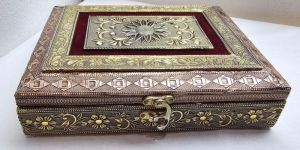 Wooden Dry Fruit Box