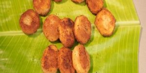 sweet banana fritter