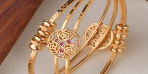 Floral Pattern Round Shaped Artificial Golden Bracelet