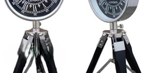 Mini Clock OF Wooden Stand OF 49 Street Bond London Clock