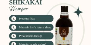 Oriq Herbal Amla Aritha Shikakai Shampoo