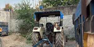 Earthmoving Services in Zirakpur JCB, Tractor Trolley, Plot Work & More