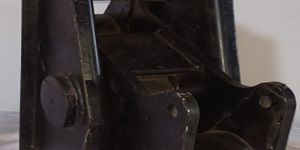 Trailer Hanger Equalizer Assembly