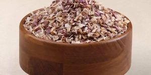 Dehydrated Pink Onion Chopped