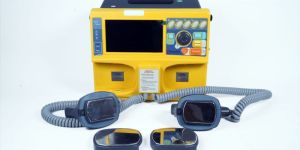 Maestros Vital Wave Biphasic Defibrillator Monitor