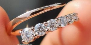 0.57 CT Round Moissanite Diamond Ring