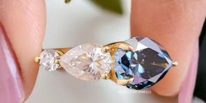 Royal Blue Pear Cut Moissanite Ring