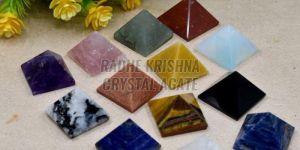 Crystal Agate Healing Pyramid