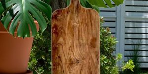 Elegant Charcuterie Board in Teak Wood