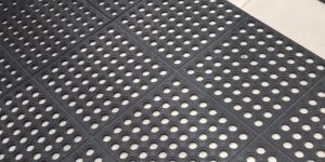 Industrial Hollow Rubber Entrance Mat