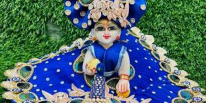 Silk Laddu Gopal Fancy Poshak With Pagdi