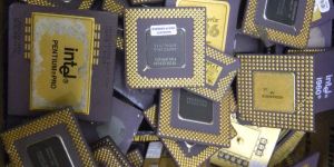 Ceramic Gold Cap CPU Processor Scrap