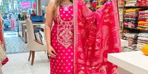 Ladies Ethnic Suits Set