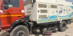 Road Sweeper Machine