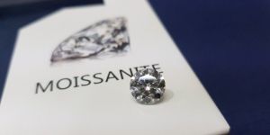 Moissanite Diamond