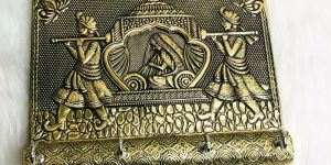 Wooden Handicraft Key Holder