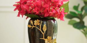 VA10191 Textured Black Flower Vase