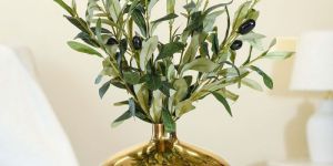 VA10094W Golden Flower Vase