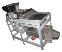 Peanut Slicing Machine
